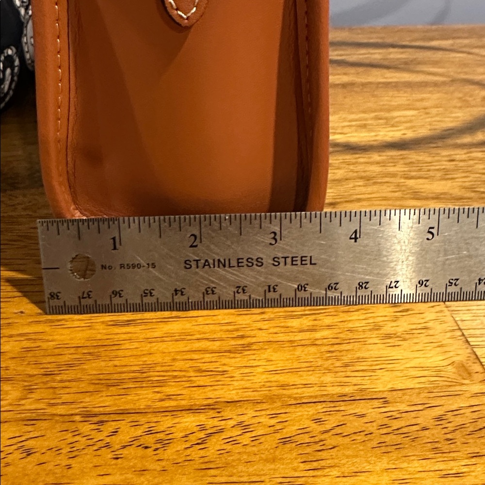coach inspired swing zip bag - Picture 7 of 7